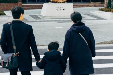 在韩国，有文化背景的干预策略可能对减少自闭症耻辱感有效